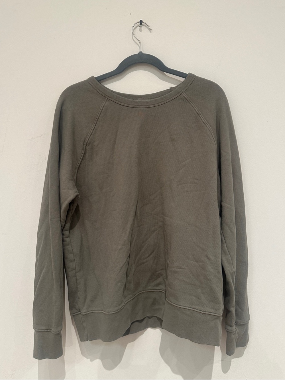 Women's Crewneck Sweatshirt in Olive Green
